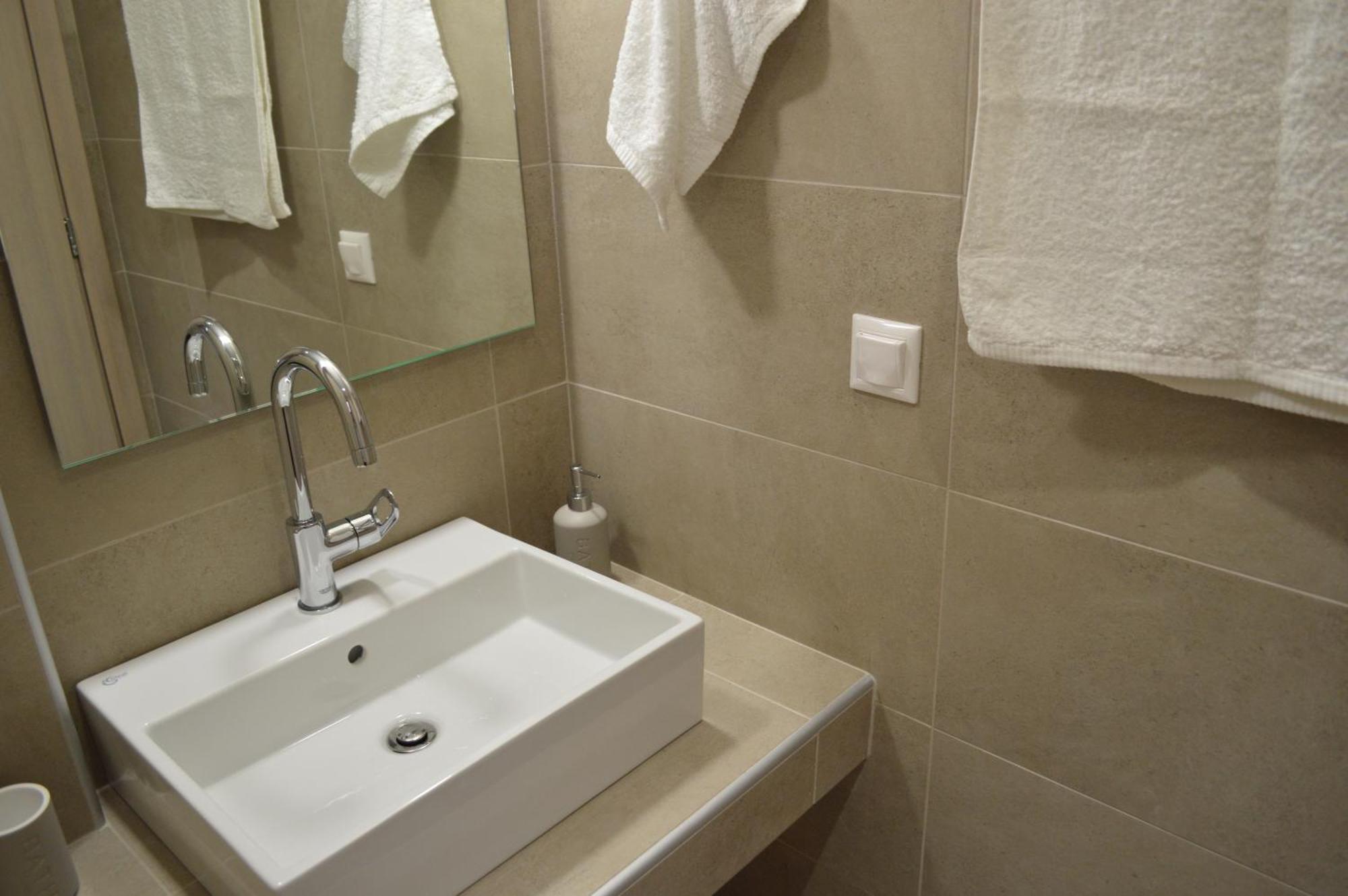 Caravel Apartments Stalis Esterno foto